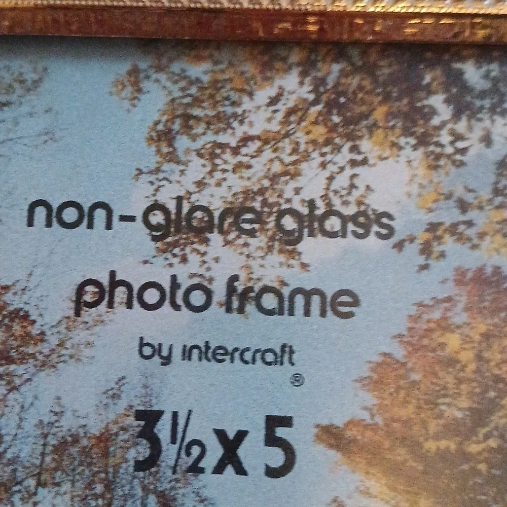 Vintage 60's Intercraft Photo Frame Gold Tone Metal Decor Easel MCM - 3.5 x 5
